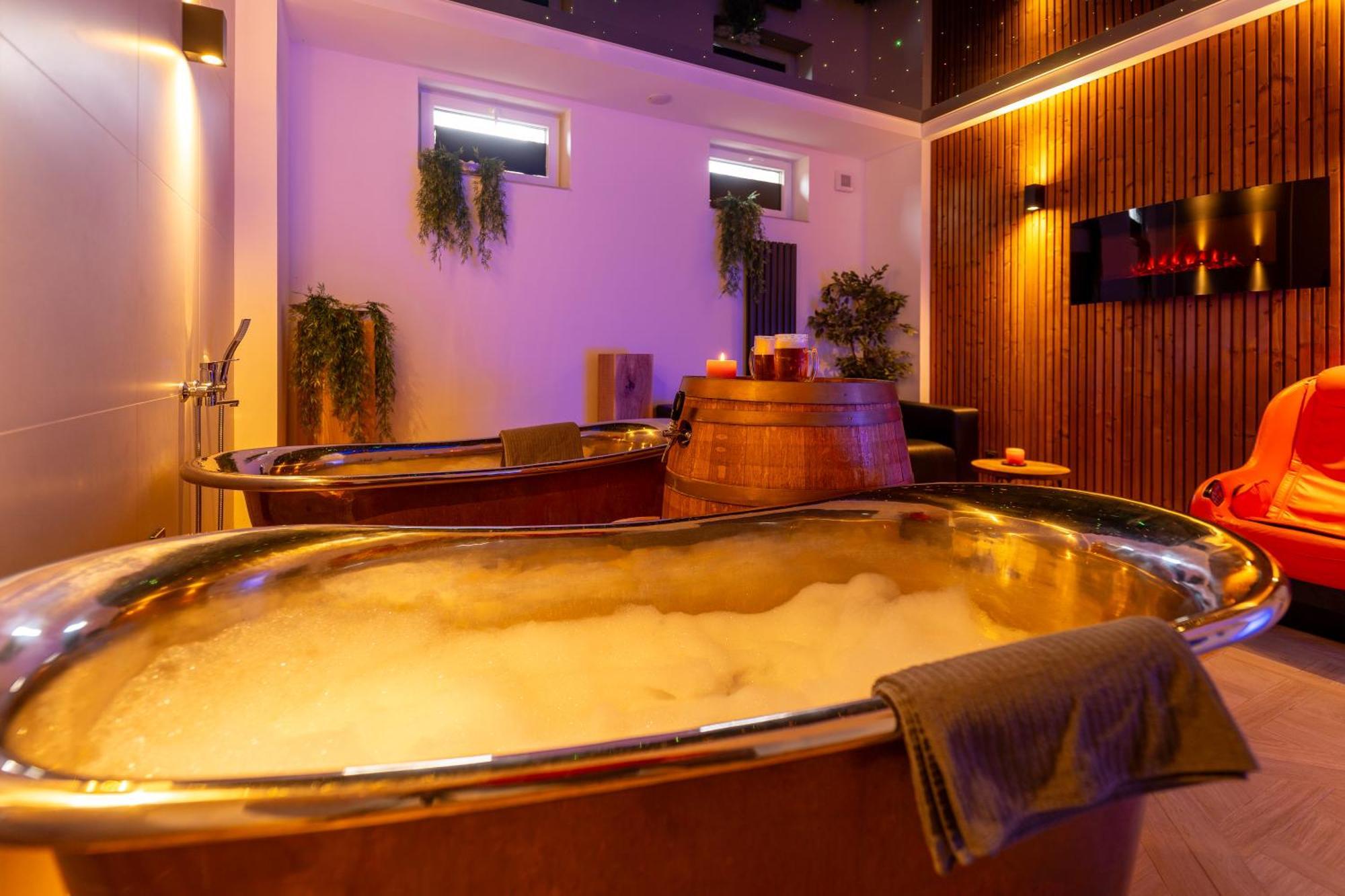 Wellness Pension Koliba Komorní Lhotka Εξωτερικό φωτογραφία